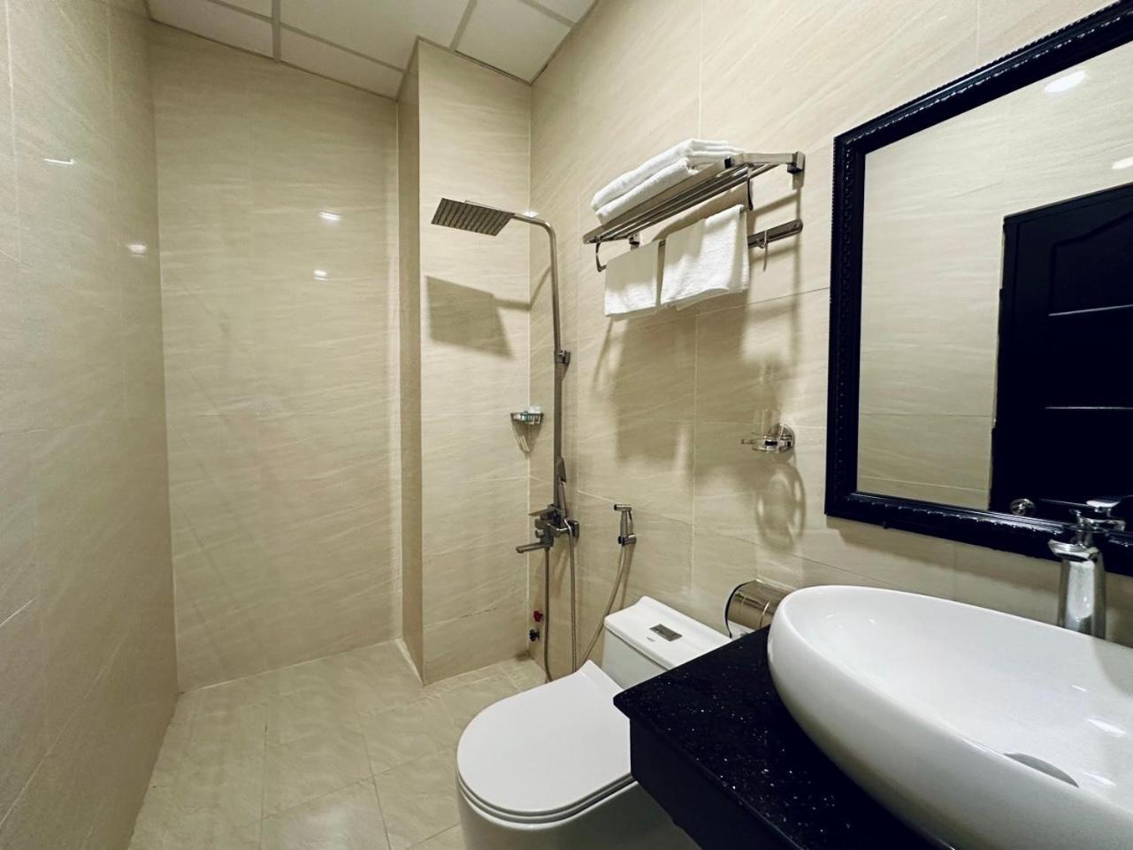 Lion Hotel Кантхо Экстерьер фото